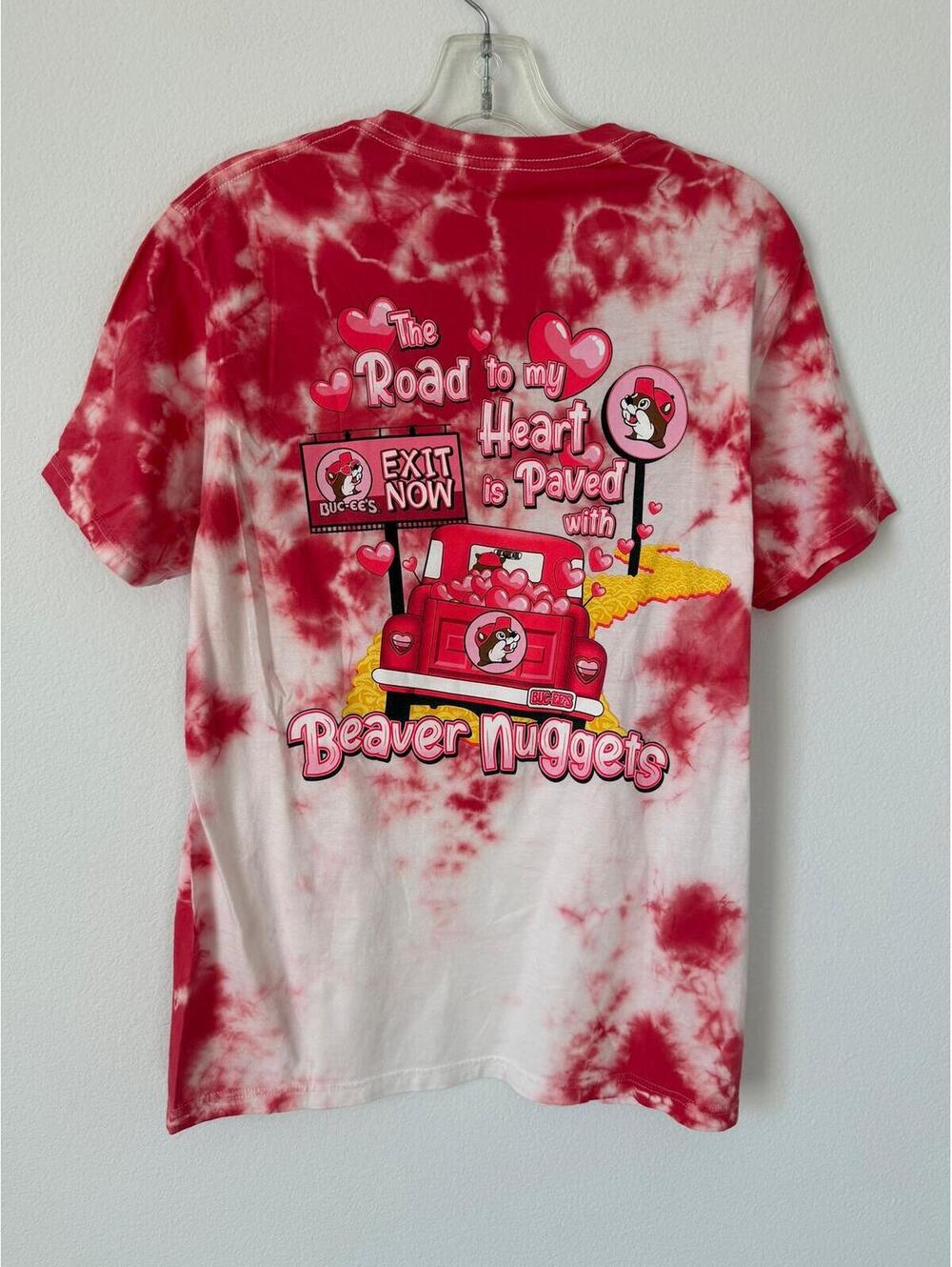 Buc-ee's Short Sleeve Crew Neck "Road to My Heart" T-Shirt Women's Size M - Picture 2 of 6